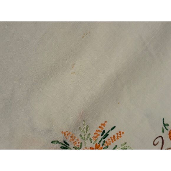 LOT of 3 Heavily Embroidered Table Runners Dresser Scarf 50s Vintage Linens - Picture 4 of 10